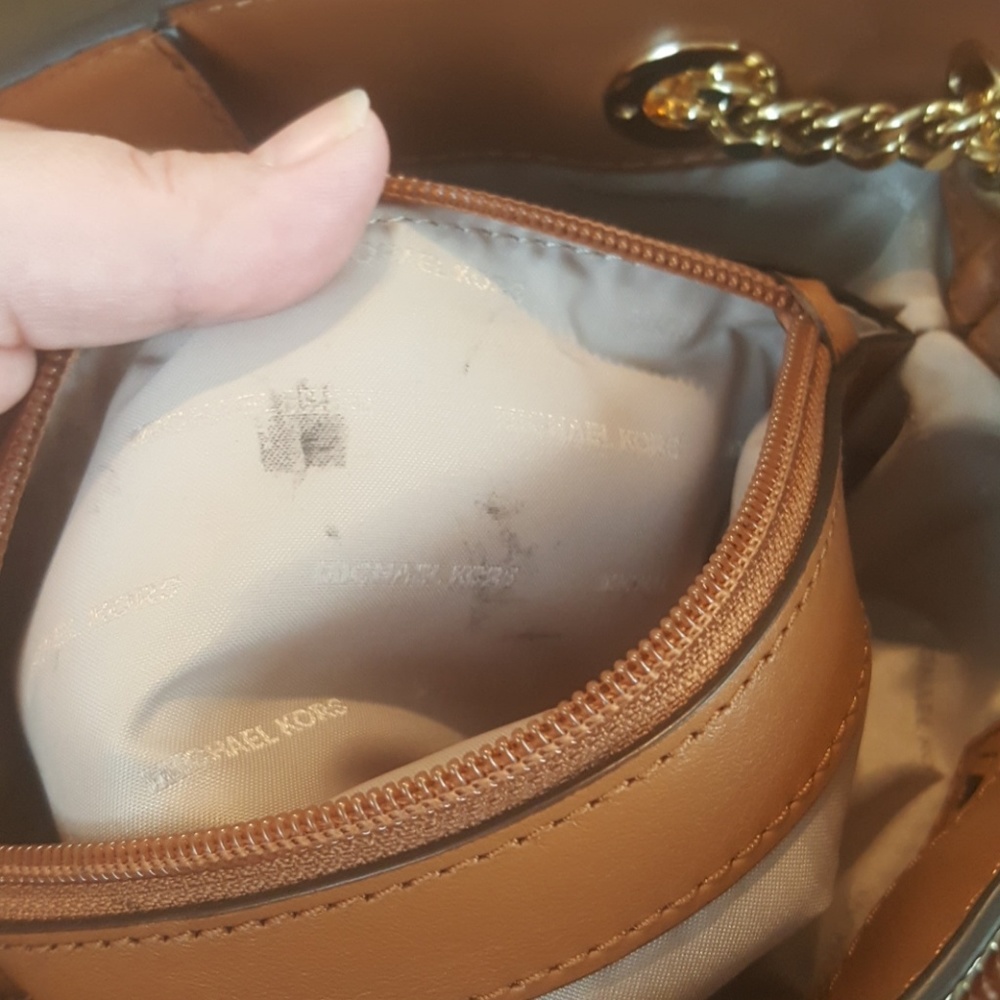Michael Kors medium vanilla jet set ***** SOLD**** - Picture 4 of 6